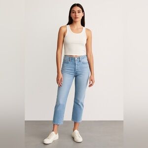 Levi’s Premium 724 High-Rise Straight Jeans Italian Light Wash Size 27 Cropped